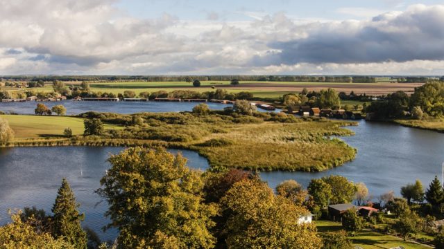 Mecklenburgische Seenplatte: Paradies zu Wasser und an Land